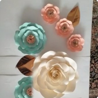گل کاغذی دیواری مقوایی؛ گل کاغذی